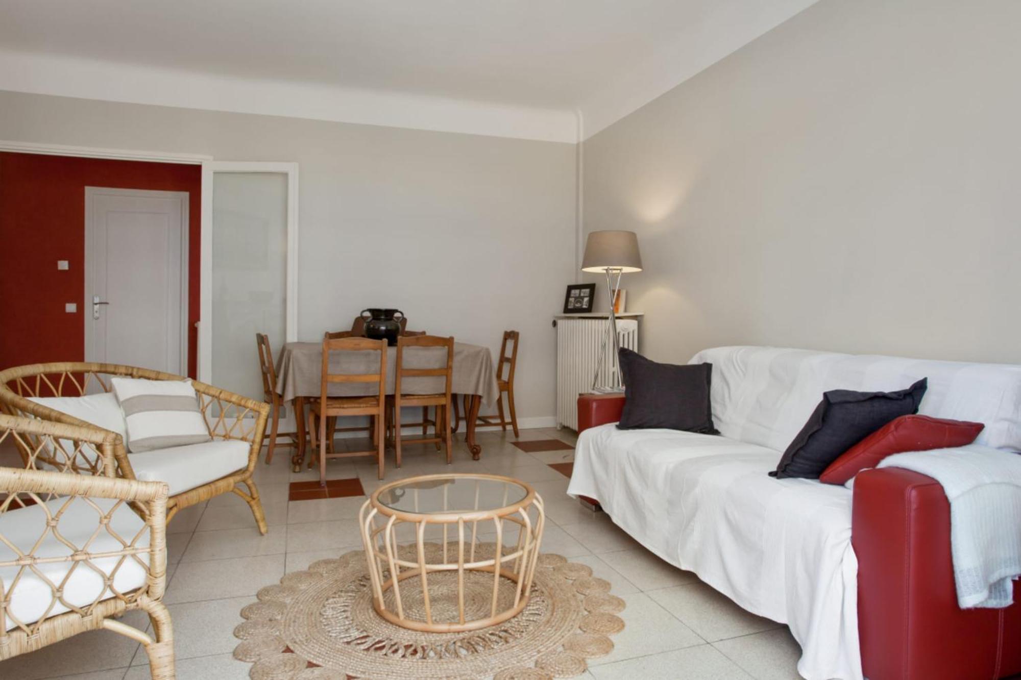 T2 Spacieux Avec Balcon à Quelques Pas Du Vieil - Welkeys Antibes