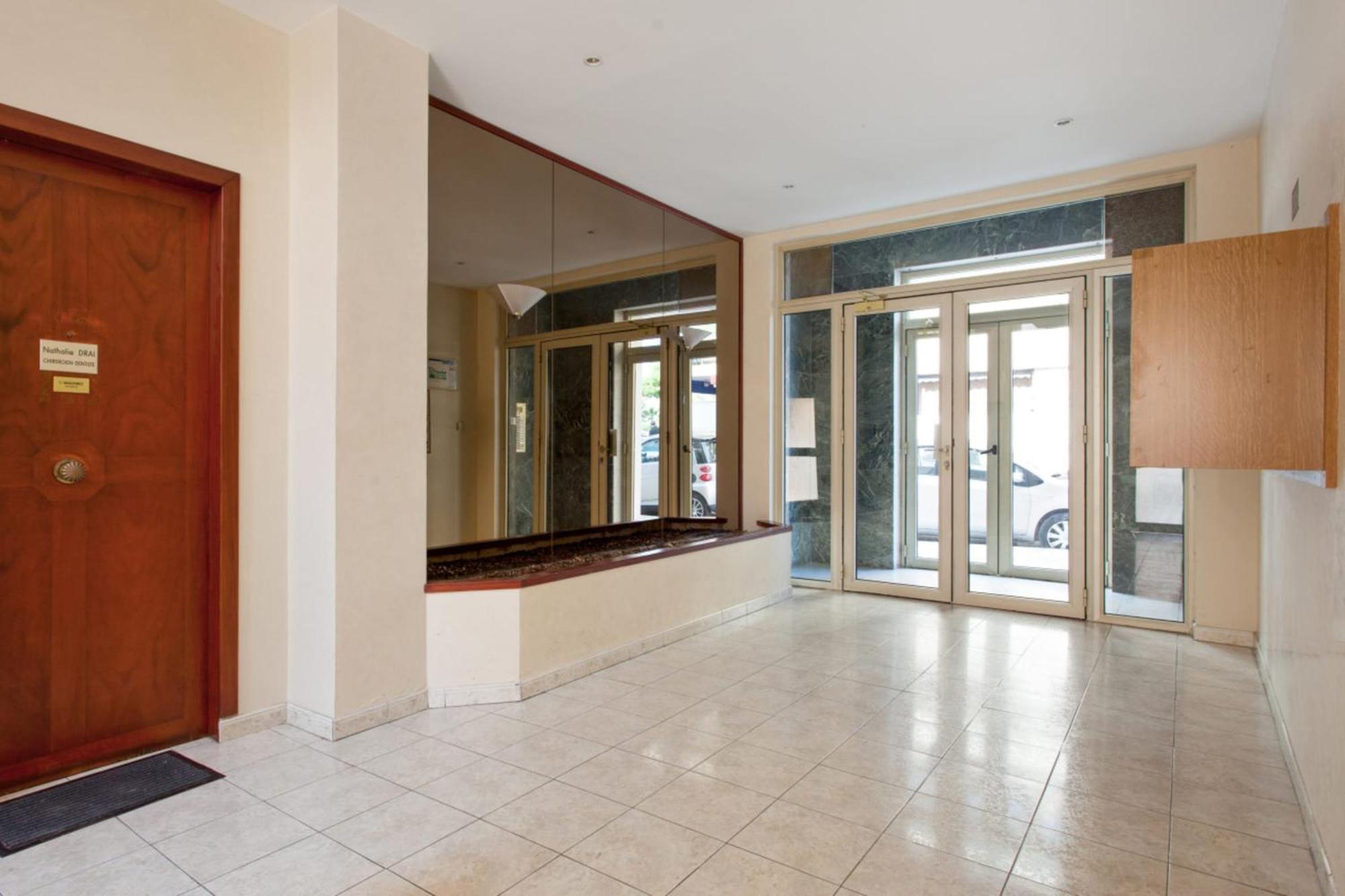 Appartement T2 Spacieux Avec Balcon à Quelques Pas Du Vieil - Welkeys